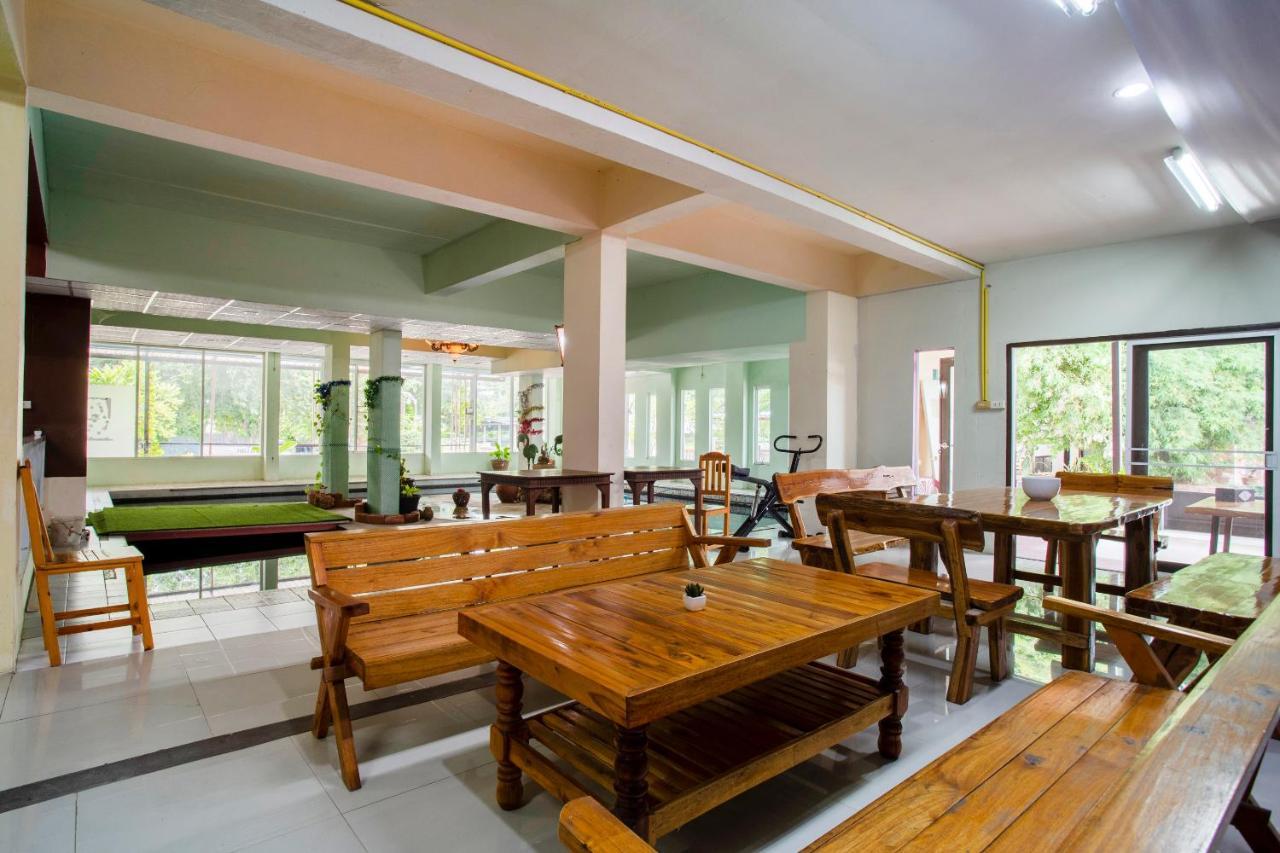 Oyo 75356 Thipsiri Lodge Chiang Mai Zewnętrze zdjęcie