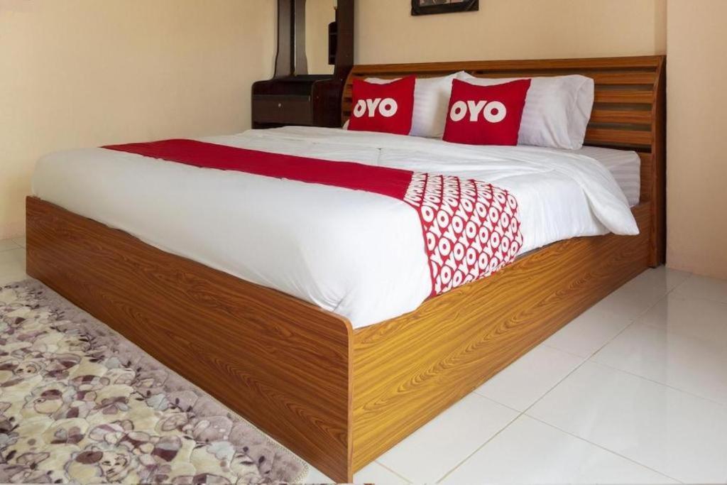 Oyo 75356 Thipsiri Lodge Chiang Mai Zewnętrze zdjęcie
